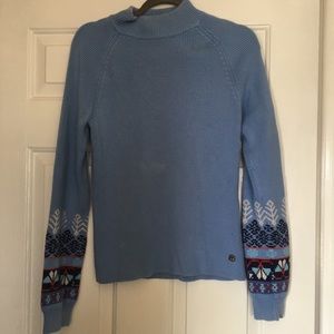 North face sweater